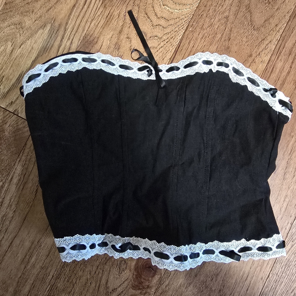 Black lace trim corset with bow